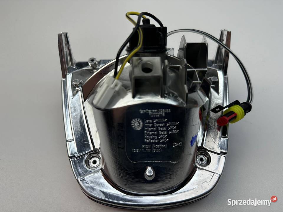 Piaggio Vespa Sprint 50 2T Lampa Tylna Tył Sulęcin