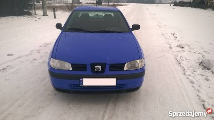 Seat Ibiza 2000 14 MPI benzyna benzyna Sierpc