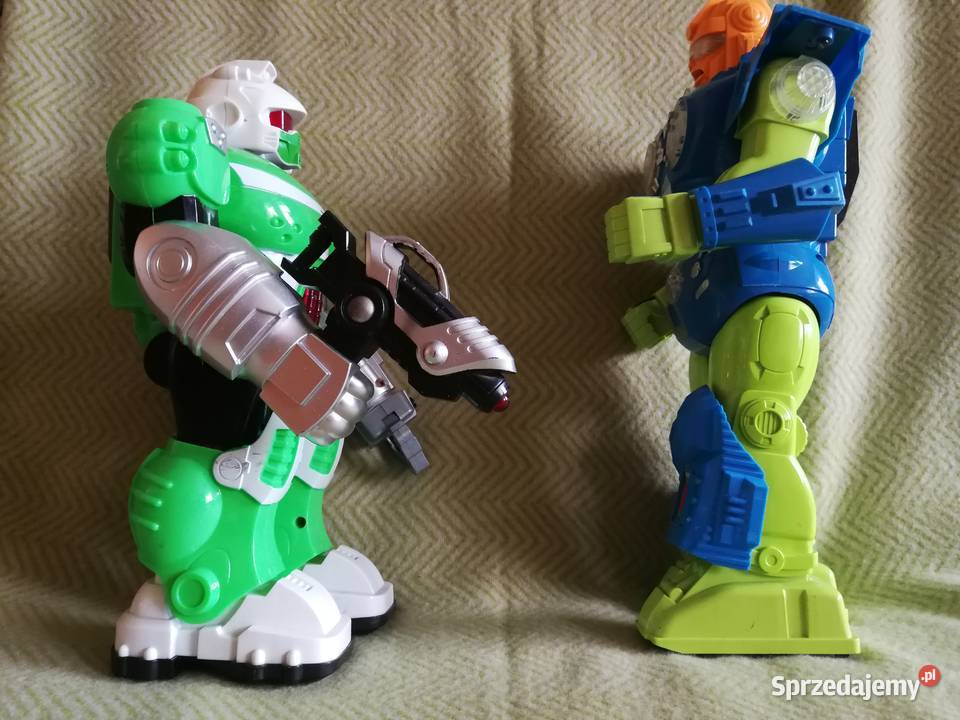 Roboty interaktywne chodzace efekty dzwiekowe i Szczecin