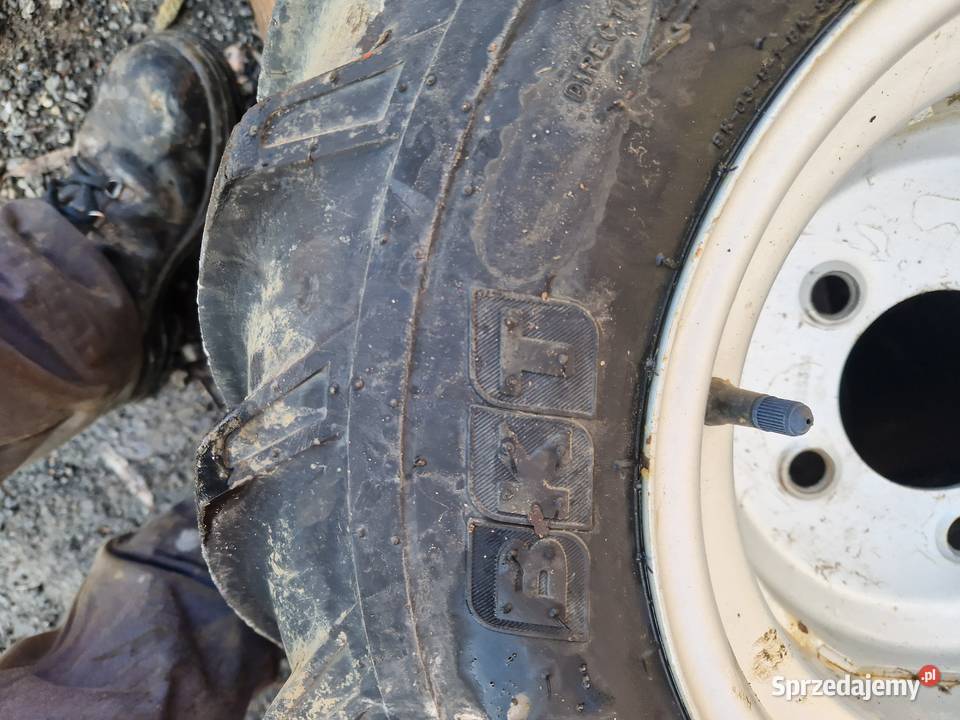 oś ośka koła opryskiwacz sadowniczy przyczepa Zelów