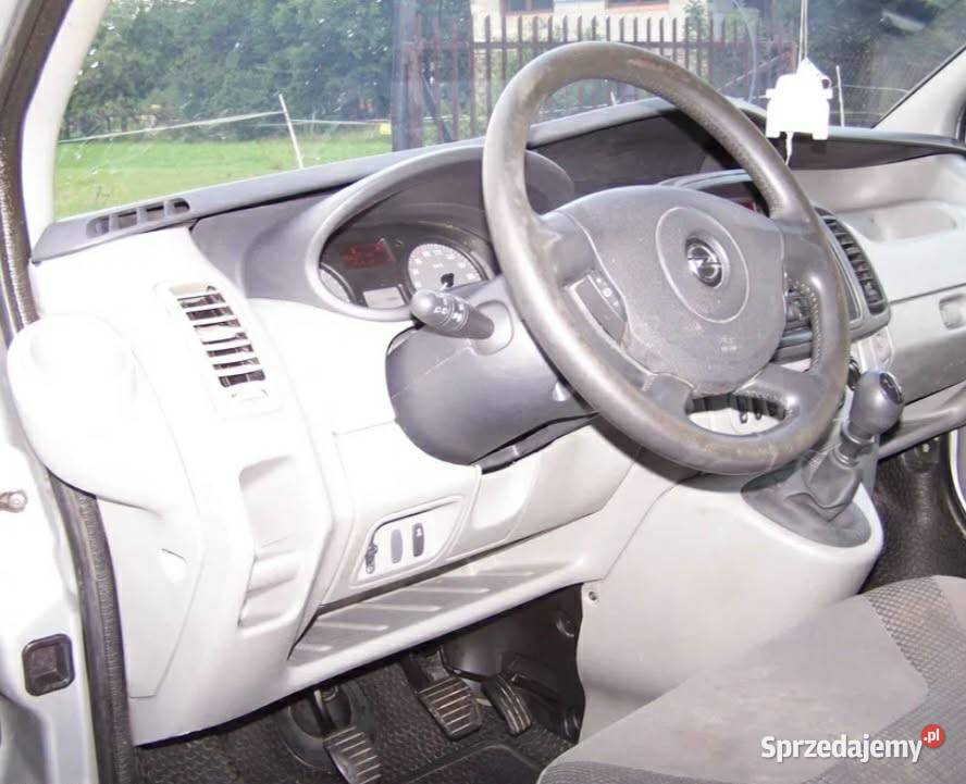 Sprzedam busa Opla Vivaro Kleczanów