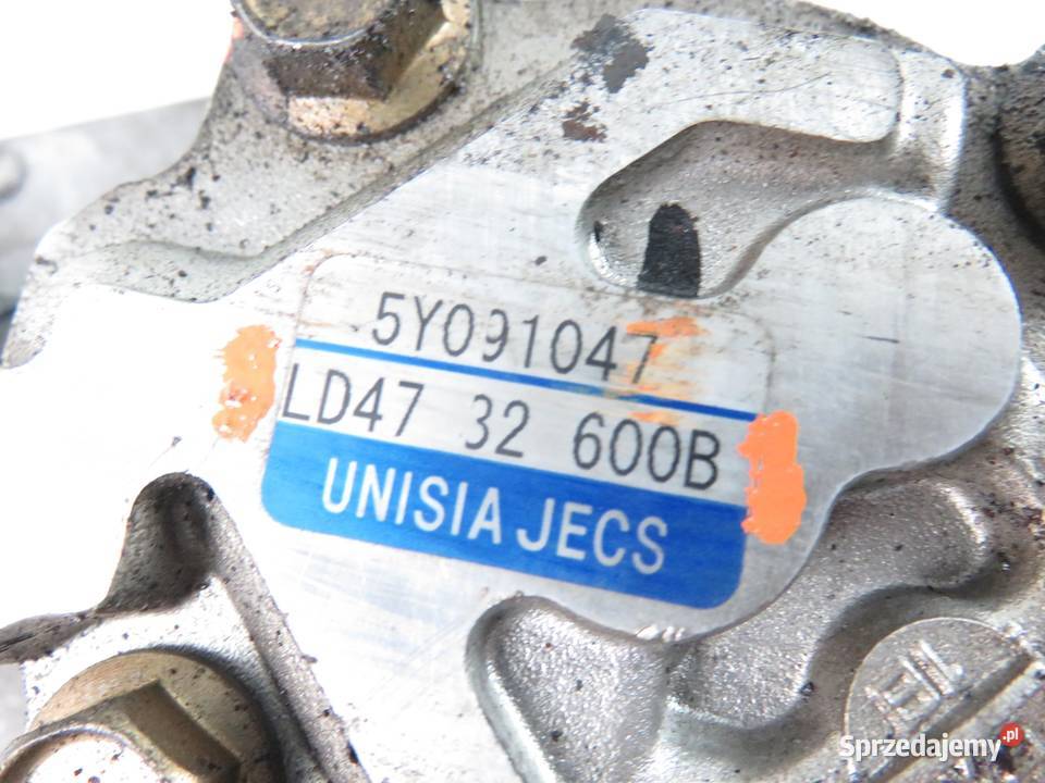 POMPA WSPOMAGANIA MAZDA MPV II 30 LD4732600B