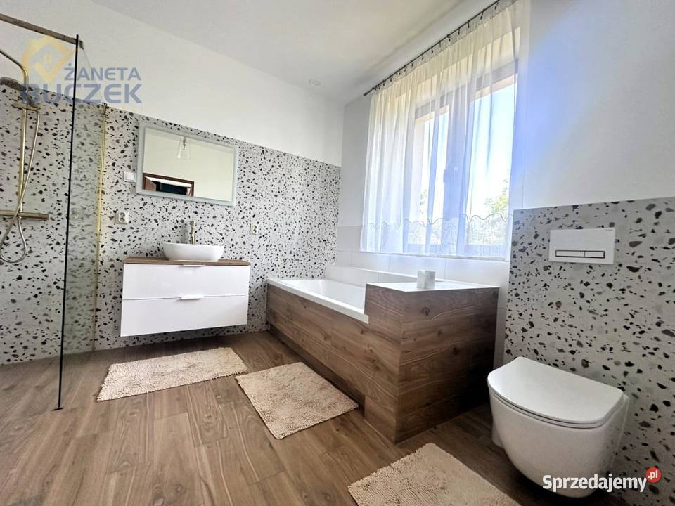 Sprzedam przestronny dom Bukowej w Sochaczewie do zamieszkania Sochaczew