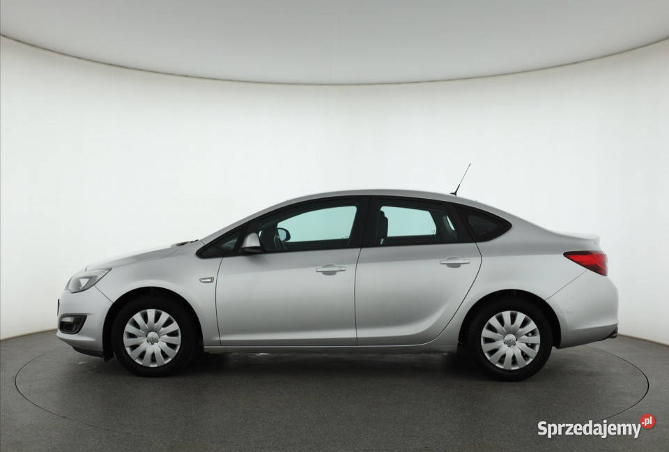 Opel Astra 14 T