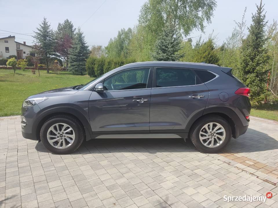Hyundai Tucson 20 CRDi Bogata wersja Salon Święta Katarzyna