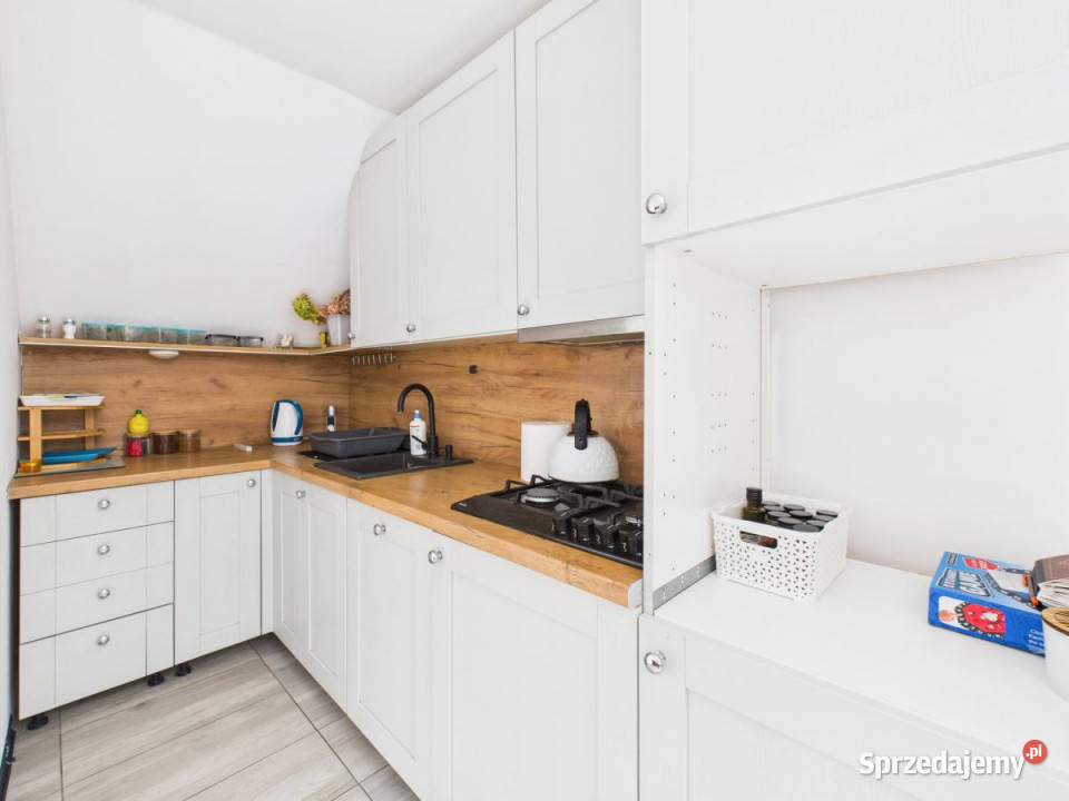 Sprzedaż domu wolnostojącego Rumia 1328m2 blacha sprzedam