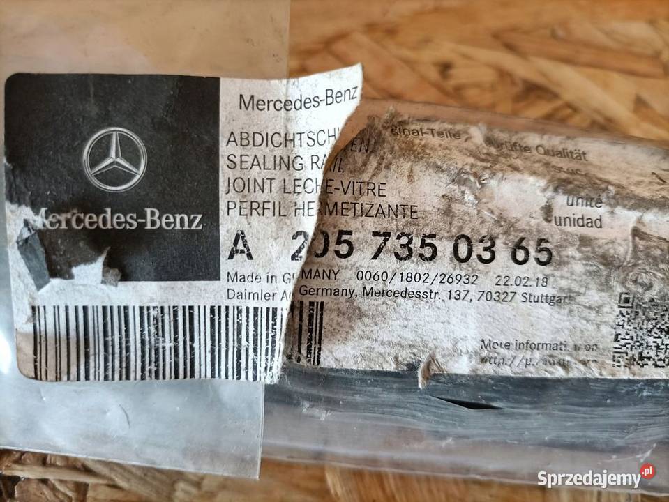 MERCEDES C W205 LISTWA ZGARNIAJĄCA SZYBY DRZWI Listwy i nakładki wielkopolskie Pleszew