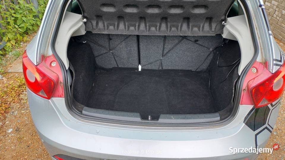 Seat Ibiza mk 4 6j 19 TDI 105 2008 r nieuszkodzony Jedlina-Zdrój
