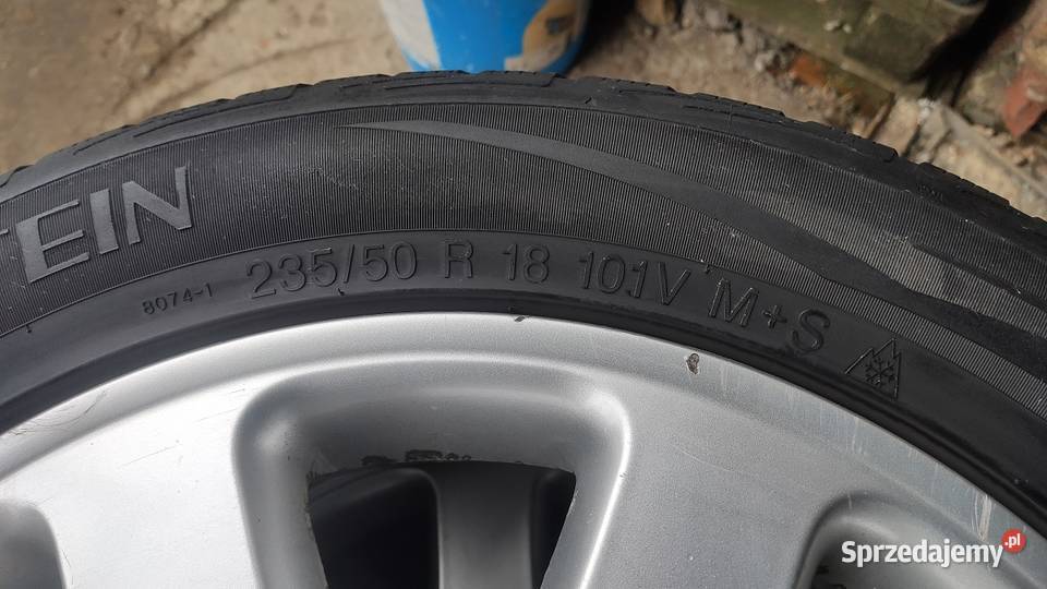 Felgi z oponami zimowymi 23555R18 zimowe śląskie Suszec sprzedam