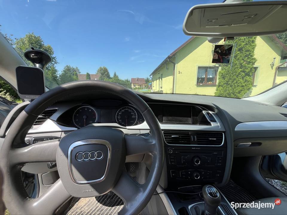 Audi A4B8 20TFSI usunięciu wady olejowej klimatyzacja A4 Świecie