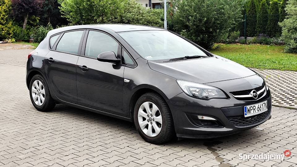 Sprzedam Opla Astrę J 2015 260000 111000 Z 111000km Słubice