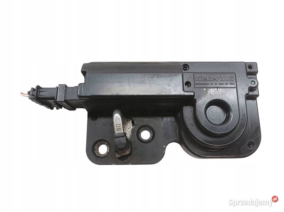 ZAMEK KLAPY BAGAŻNIKA DOCIĄG 7L0827511C Porsche osobowe