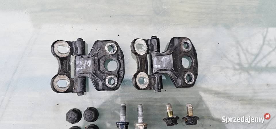 Zawias drzwi lewy przód mercedes w210 osobowe Zbąszyń