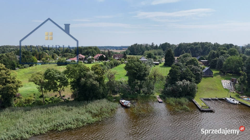 Zabudowana działka z linią brzegową Jezioraka asfalt warmińsko-mazurskie Szałkowo sprzedam
