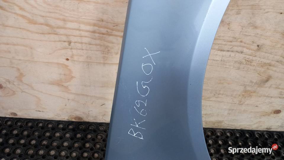 OPEL INSIGNIA A BŁOTNIK PRZÓD PRAWY Z179