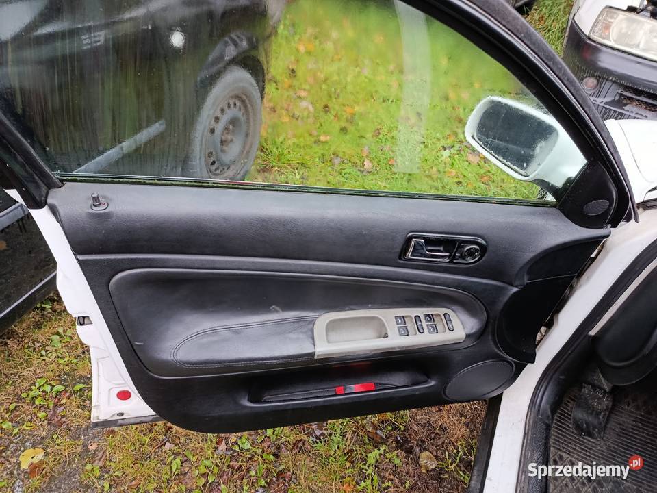 Volkswagen Passat Kombi 18 92 kw 1998 r dawca Szklarka Myślniewska
