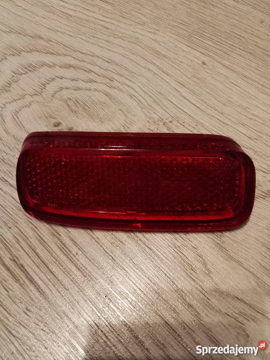 PEUGEOT 607 PRAWY ODBLASK ZDERZAKA TYŁ Międzychód sprzedam