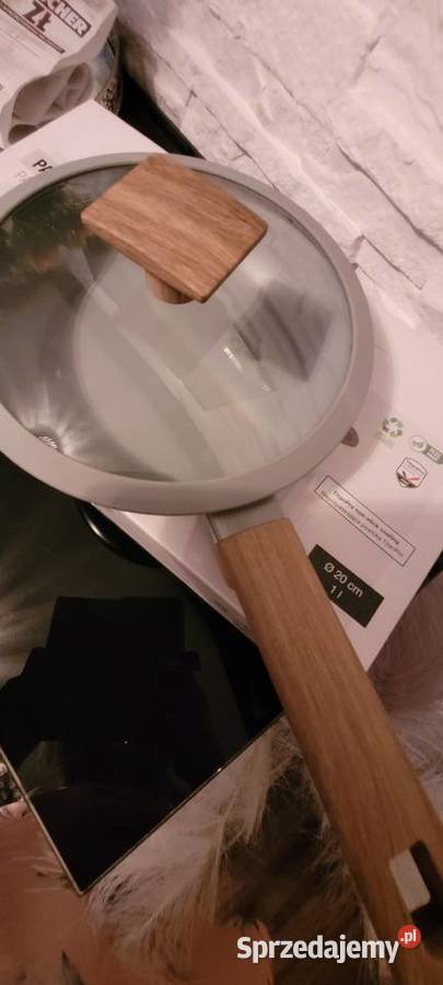 Patelnia z pokrywą opolskie Ozimek sprzedam