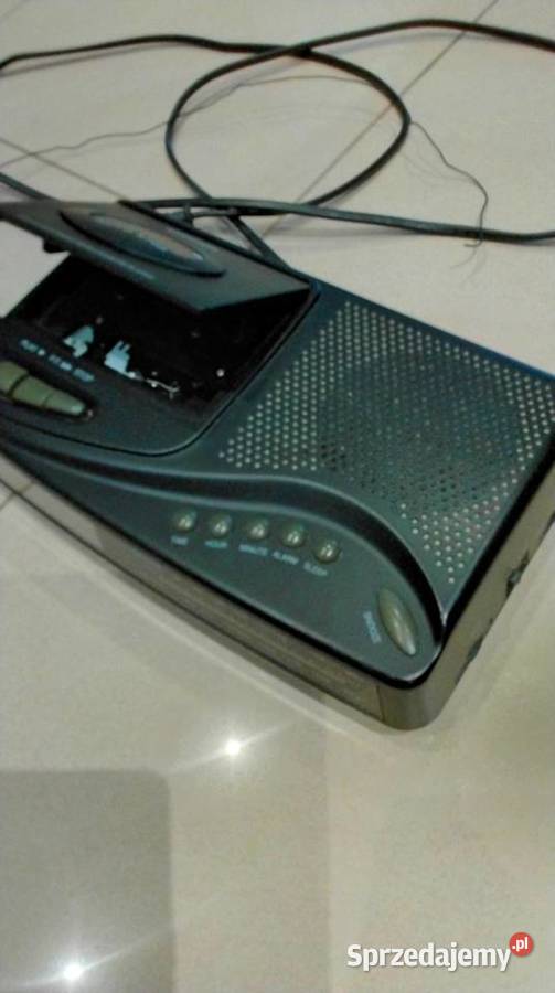 Radioodtwarzacz z Budzikiem na Kasety VHS Nowa Sól