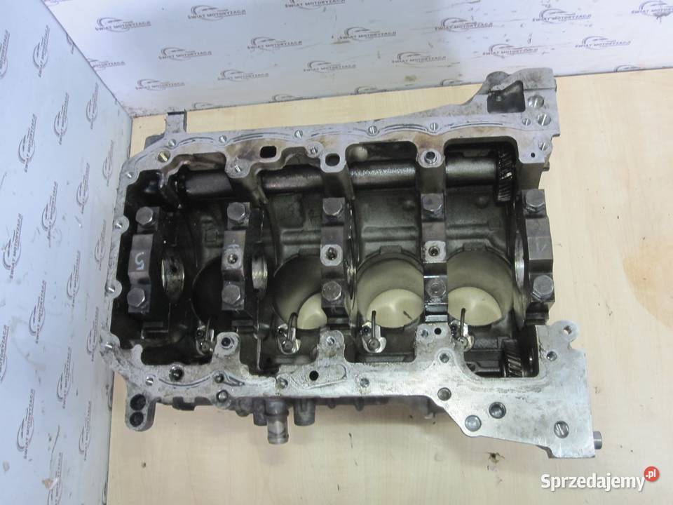 BMW 1 3 5 X3 E60 20 D N47D20A blok silnika