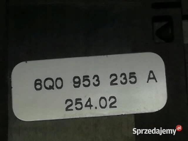 PRZEŁĄCZNIK 6Q0919235 Volkswagen Polo IV osobowe Panele sterowania, przełączniki