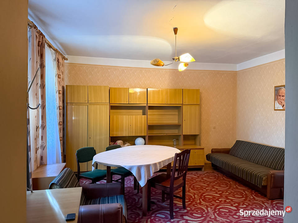 Piękne siedlisko budynki gospodarcze Biskupie