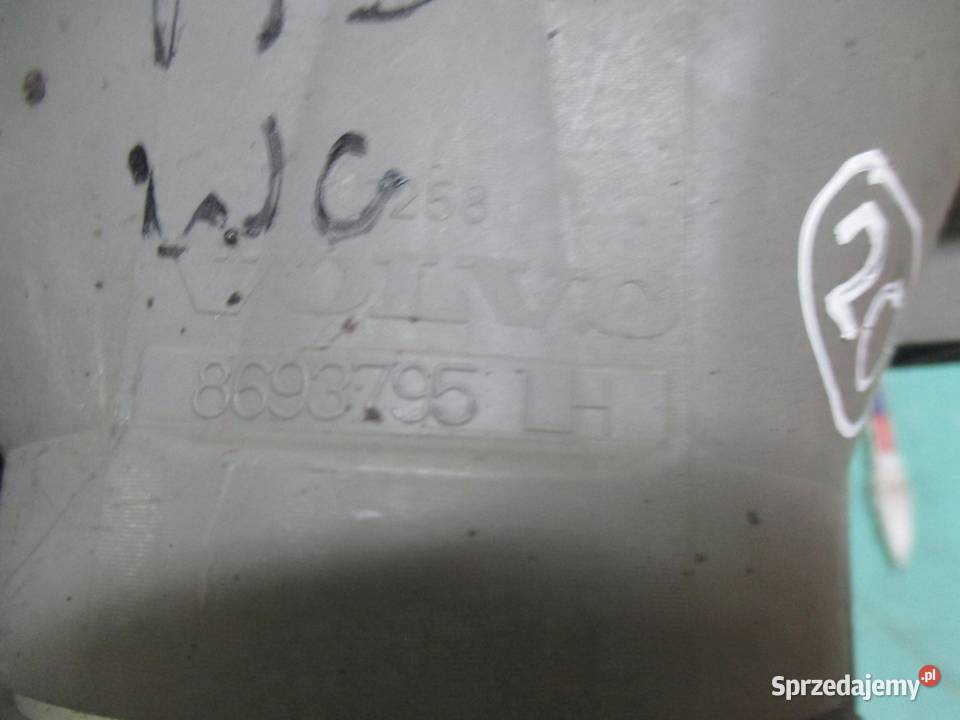 VOLVO XC90 04r halogen lewy przód 8693795