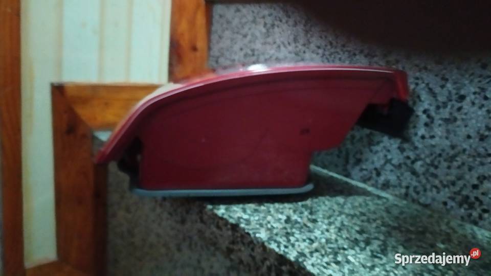 Lampa tylna lewa do Kia Ceranto Gołowierzchy