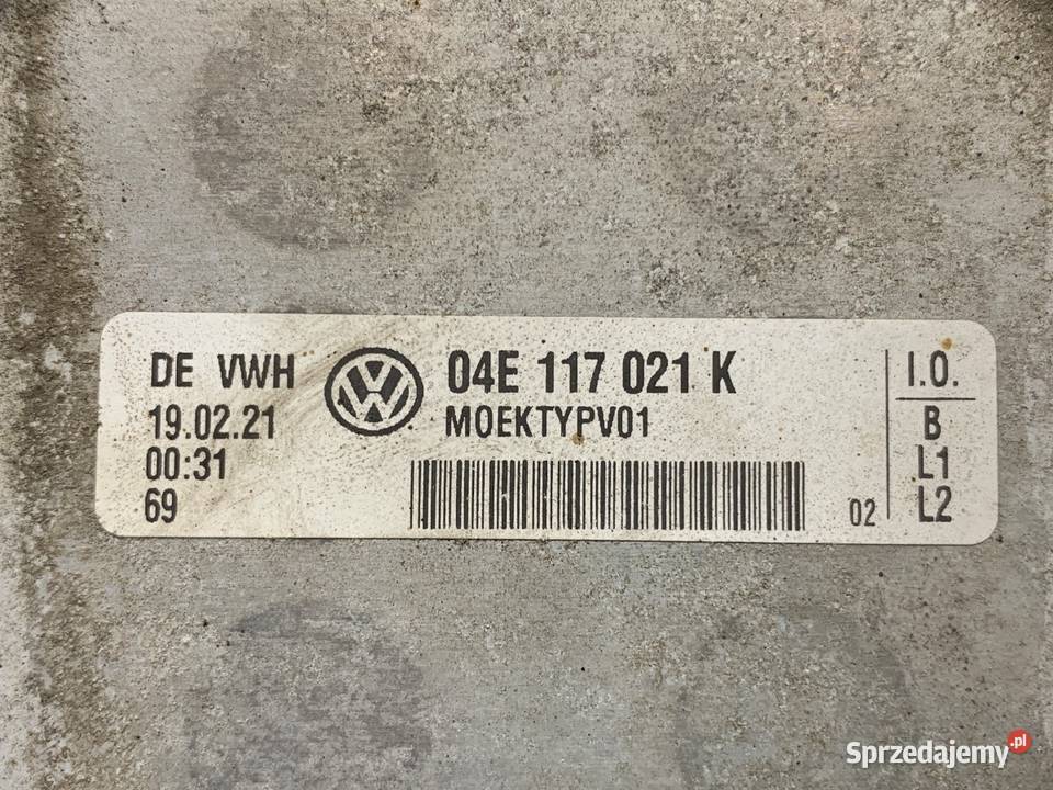 CHŁODNICA OLEJU VW TOURAN 04E117021K 15 150