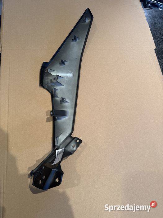 BMW K08 C400 c 400 owiewka plastik bok osłona Poznań sprzedam