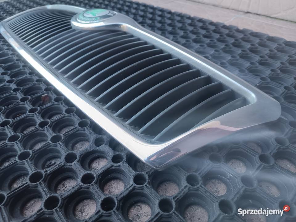 Skoda Octavia 2 II kratka ramka grill atrapa Częstochowa sprzedam