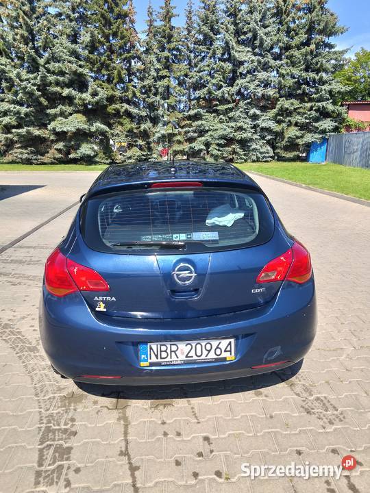 Sprzedam Zamienię Opel Astra J hatchback 17 110