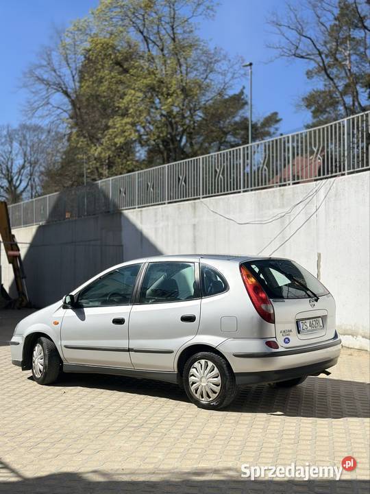 Nissan Almera Tino CD