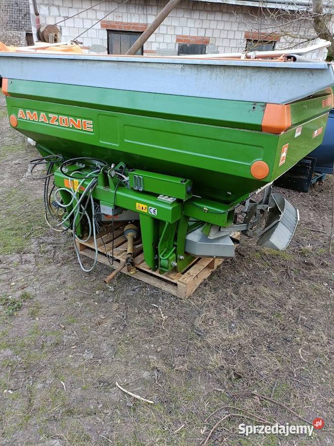 Rozsiewacz nawozu Amazone M Profis Siewniki i sadzarki Radymno