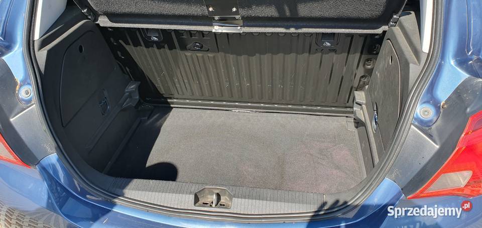 OPEL Corsa E 2016 14 90 212 90KM Krosno
