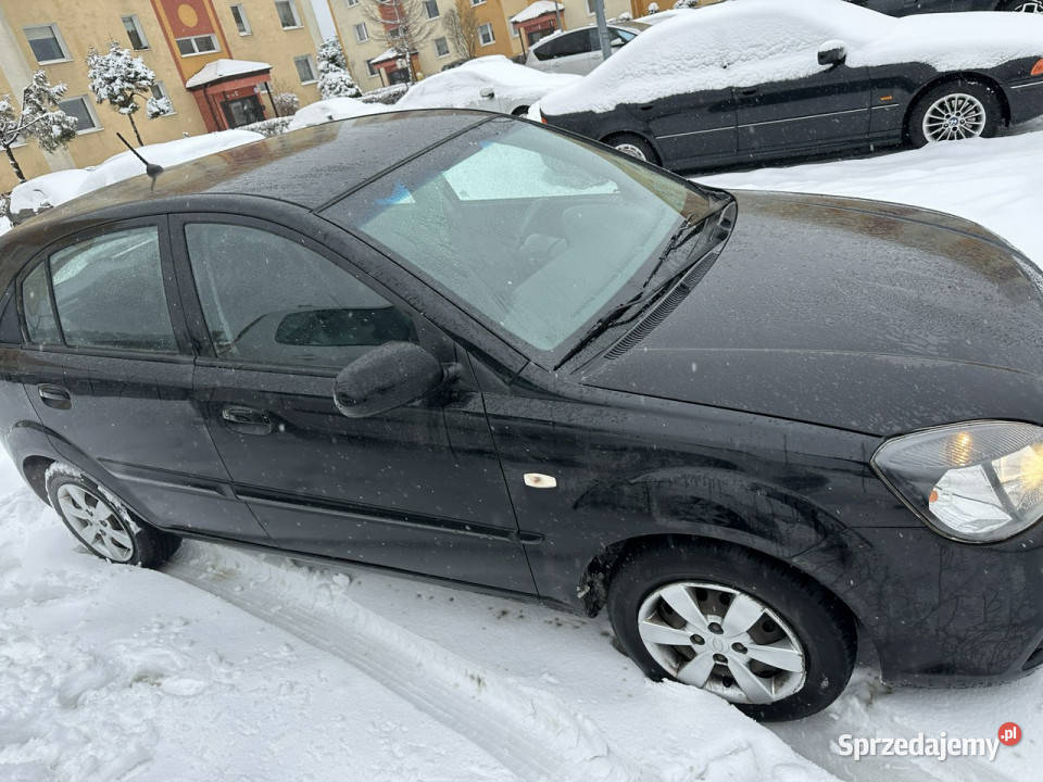 Kia Rio Benzyna klimatyzacja opony wielosezonowe ASR (kontrola trakcji) pomorskie Wejherowo