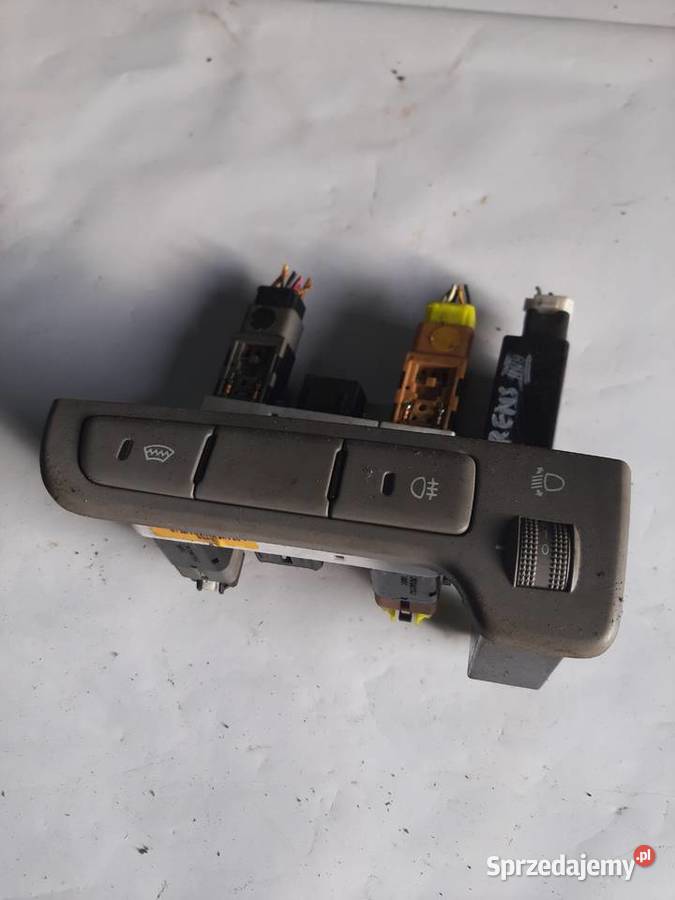 Kia Carens III przełącznik podgrzewania szyby Ksawerów
