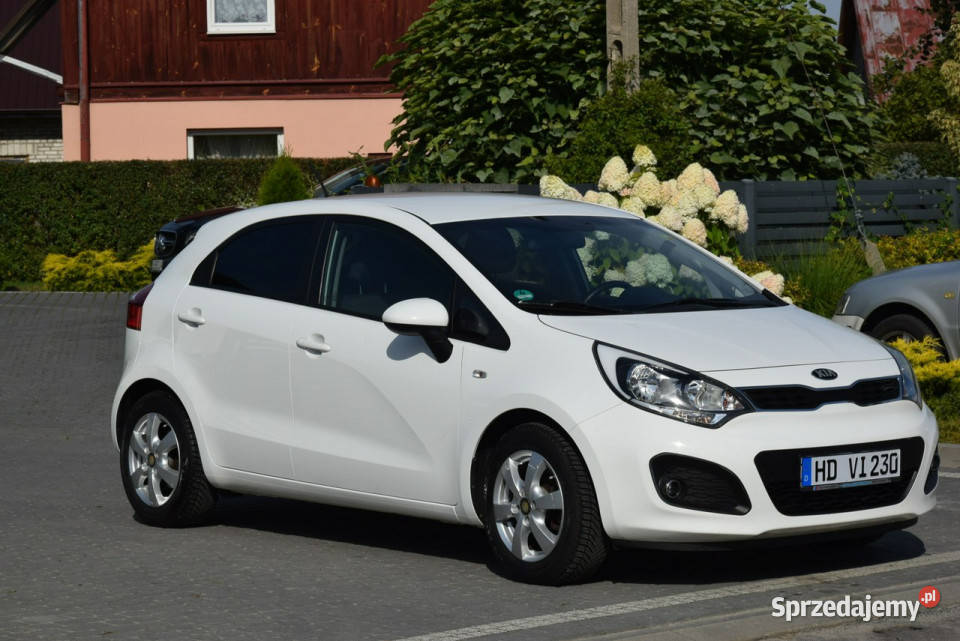 Kia Rio 12B Navi Kamera Odpinany Hak Grzane sprzedam