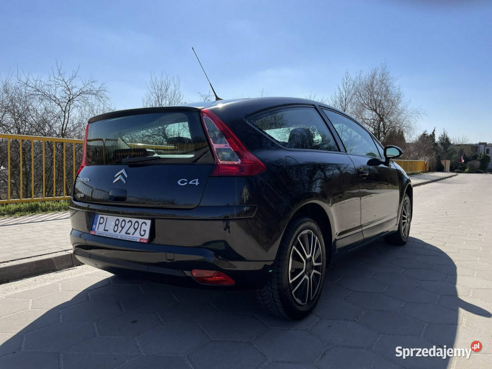 Citroen C4 Citroen C4 14 benzyna 88 czarny Gostyń