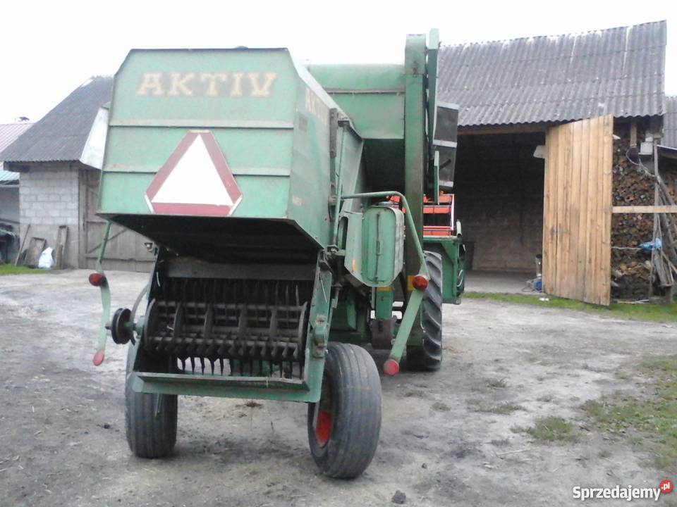 Kombajn VOLVO 800 z sieczkarnią nieuszkodzony mazowieckie Iłża