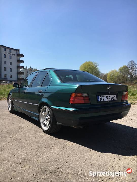 BMW E36 328i sedan 1995 benzyna+LPG podkarpackie