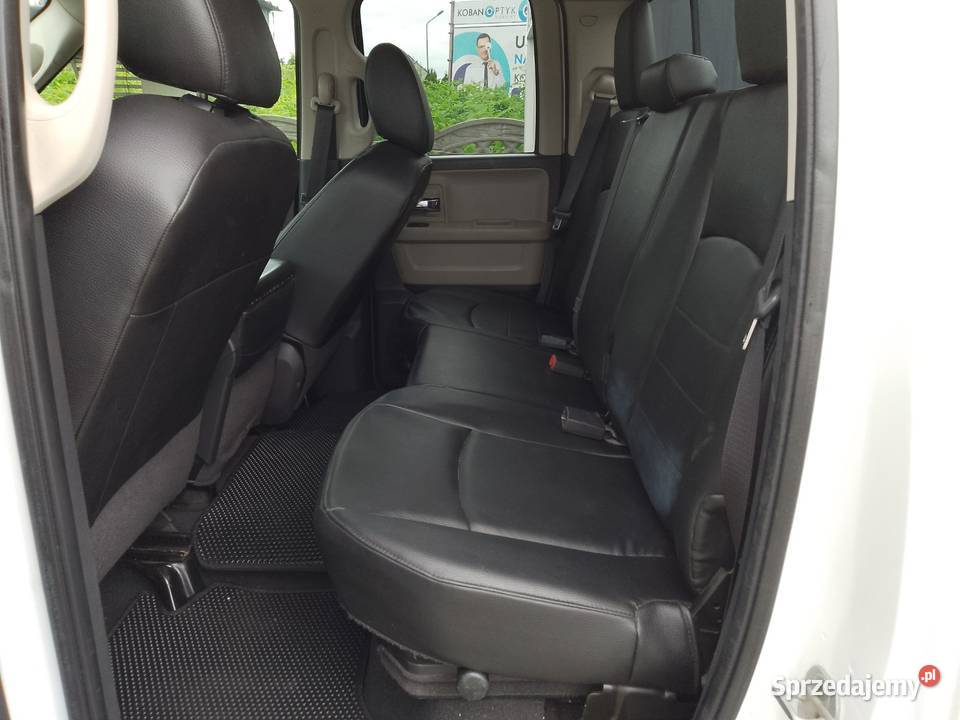 Dodge RAM 1500 57 HEMI 2011r