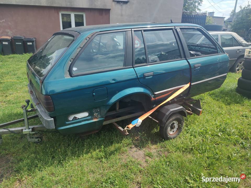 Błotnik lewy tylny ćwiartka BMW e30 osobowe sprzedam