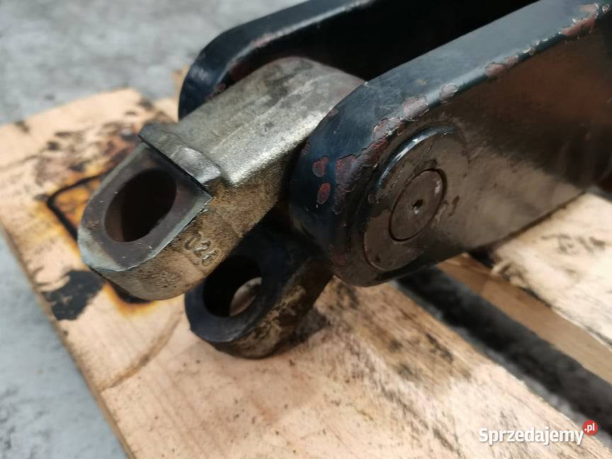 Sworzeń ramion górnych Holland TM 190 Wilkowo