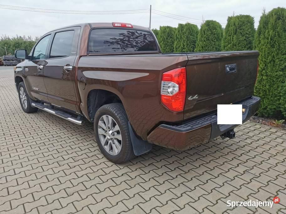 Toyota Tundra 57 2017r 381KM mazowieckie Lewiczyn