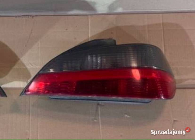 Lampa tył tylna prawa sedan peugeot 406 Lampy tylne Szczecin