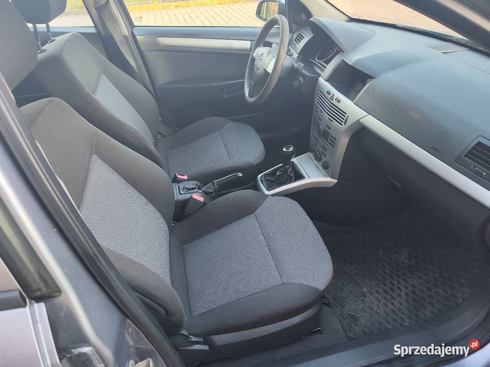 Opel Astra H 16 LPG 4/5 Astra małopolskie Bistuszowa