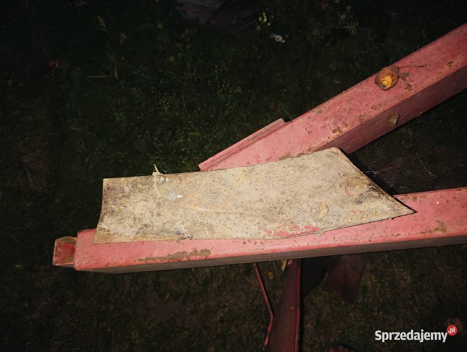 Pługi zagonowe Akpil 5x45 Nowy Stręczyn