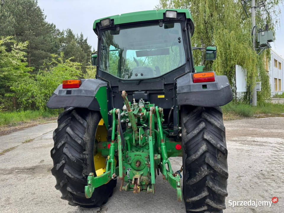 Ciągnik JOHN DEERE 6110 4x4 80 Rolnictwo świętokrzyskie Łojowice sprzedam