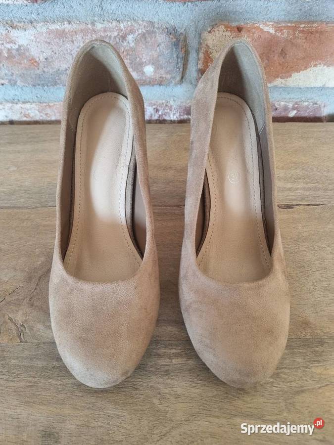 Beżowe czółenka na obcasie Warszawa
